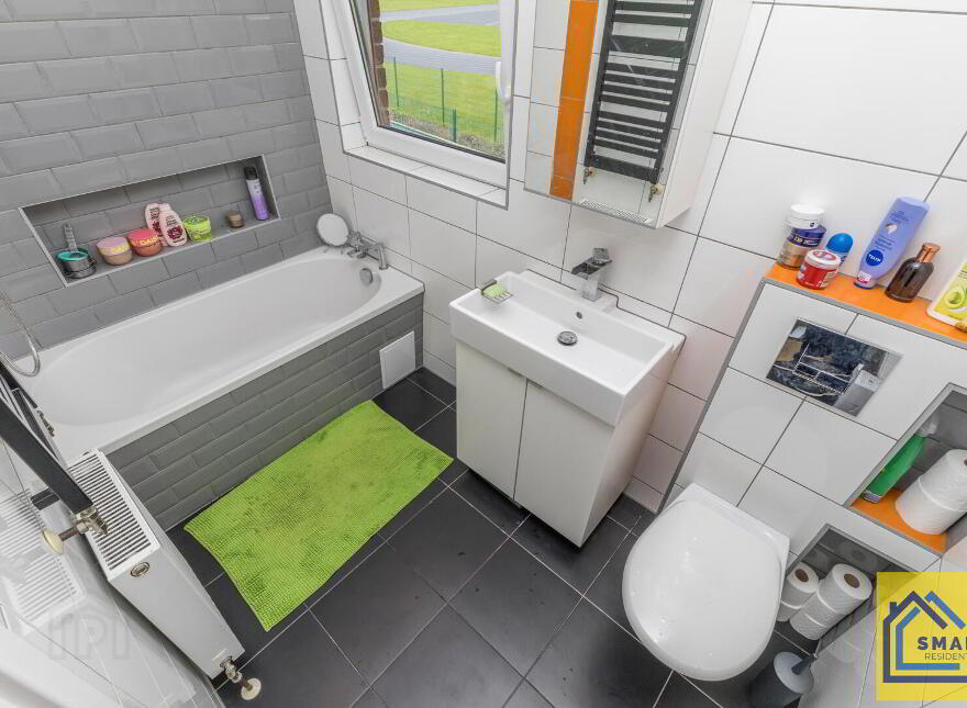 135 Clarawood Park, Belfast, BT5 6FW