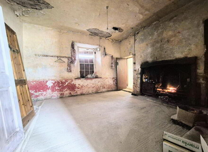 Moore's Cottage, Ballymore, Kinlough