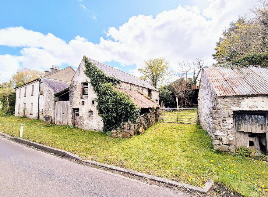 Moore's Cottage, Ballymore, Kinlough