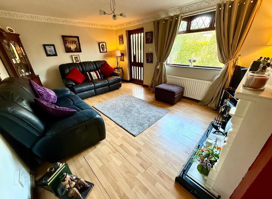 25 Farren Park, Pennyburn, Derry, BT48 7QH