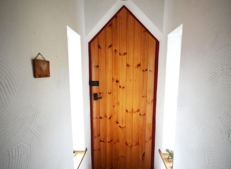 Portnoo Road, Ardara, F94E086