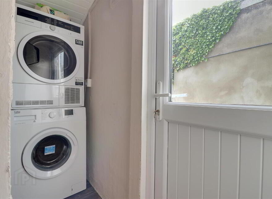 66 John Street, Newtownards, BT23 4LZ