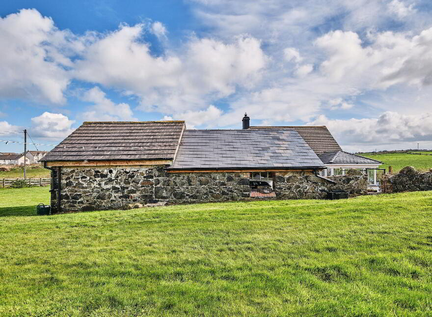 18 Ballyreagh Park, Portrush, BT56 8LR