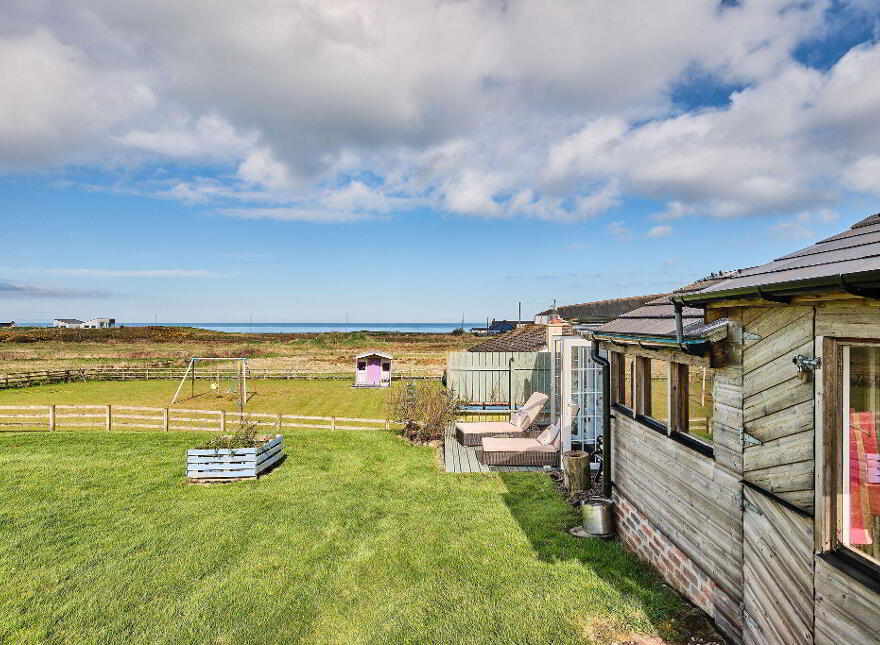 18 Ballyreagh Park, Portrush, BT56 8LR