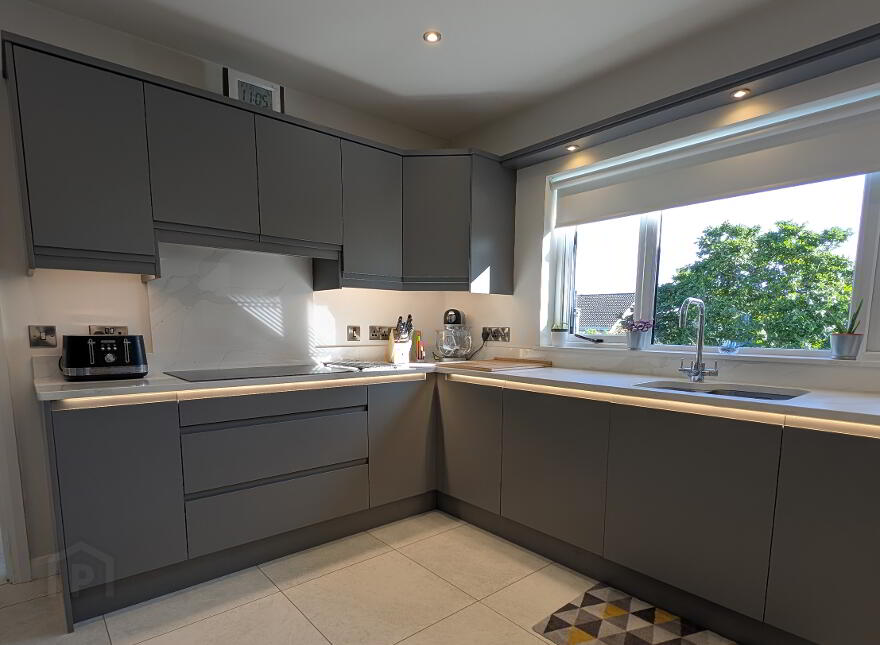 6 Altmore Park, Coleraine, BT51 3EN