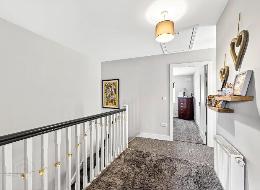 11 Silverbrook Crescent, Silverbrook, Tullamore, R35E0F9