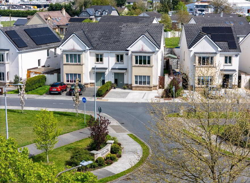 11 Silverbrook Crescent, Silverbrook, Tullamore, R35E0F9