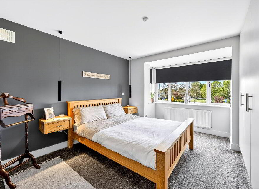 11 Silverbrook Crescent, Silverbrook, Tullamore, R35E0F9