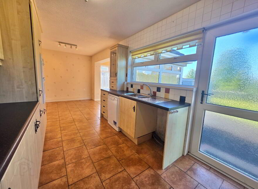 32 Queens Avenue, Ballymoney, BT53 6DF