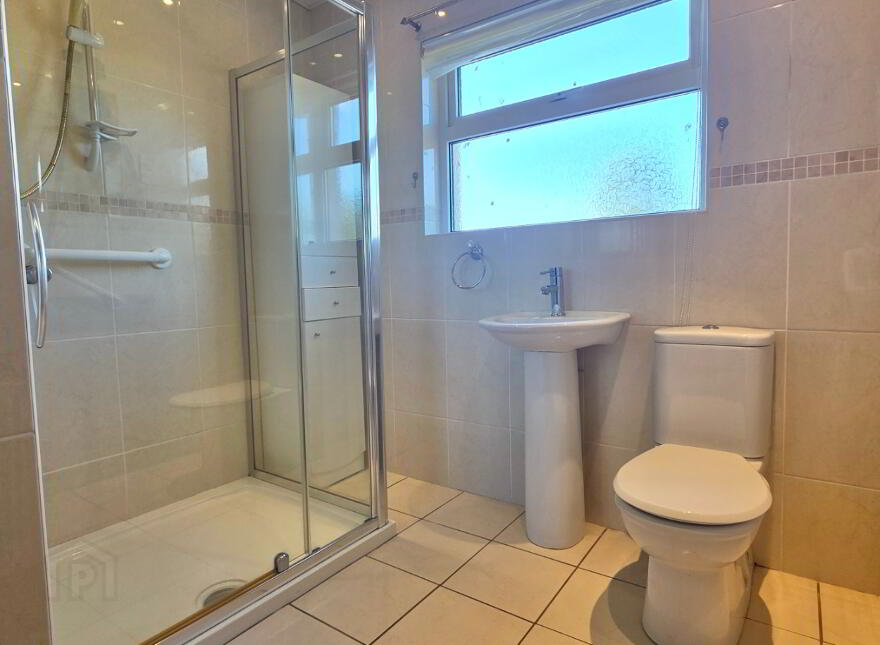 32 Queens Avenue, Ballymoney, BT53 6DF