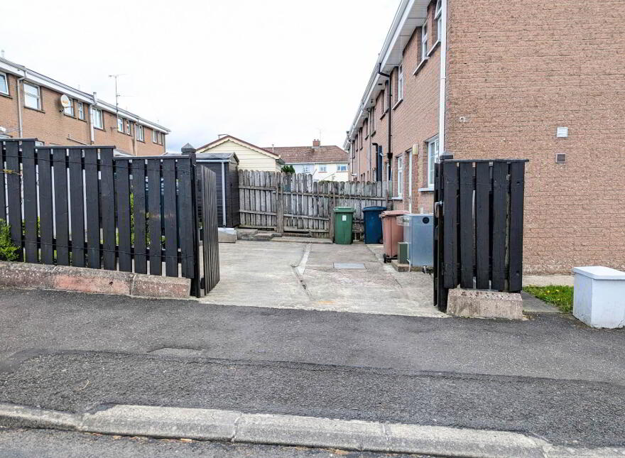30 Townhill Park, Irvinestown, Enniskillen, BT94 1GH