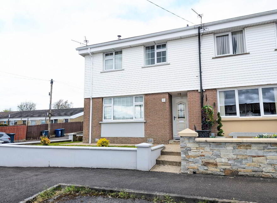 30 Townhill Park, Irvinestown, Enniskillen, BT94 1GH