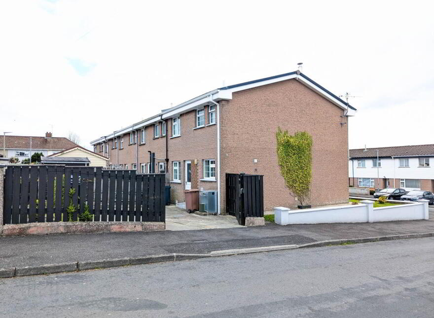 30 Townhill Park, Irvinestown, Enniskillen, BT94 1GH