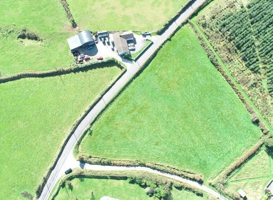 Dromdough, Ballinspittle