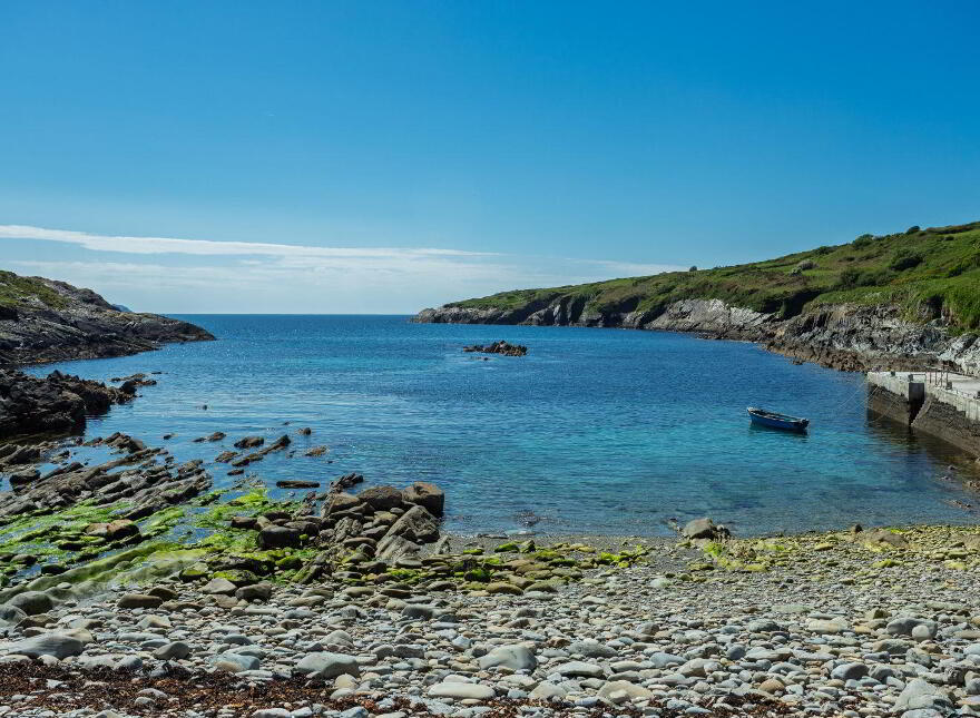 Ballynatra, Kilcrohane, P75VN24