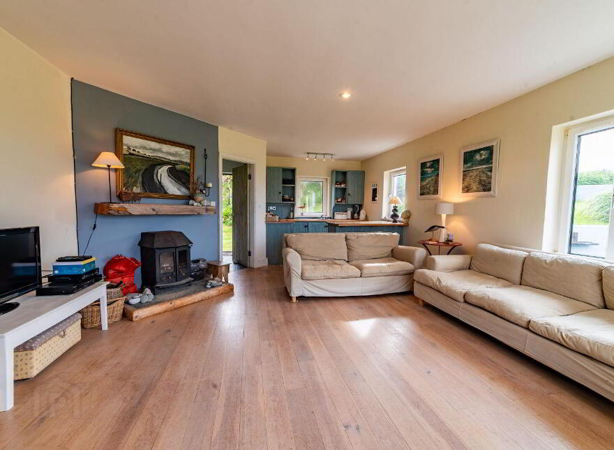 Ballynatra, Kilcrohane, P75VN24
