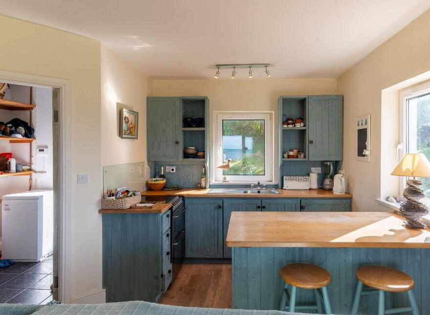 Ballynatra, Kilcrohane, P75VN24
