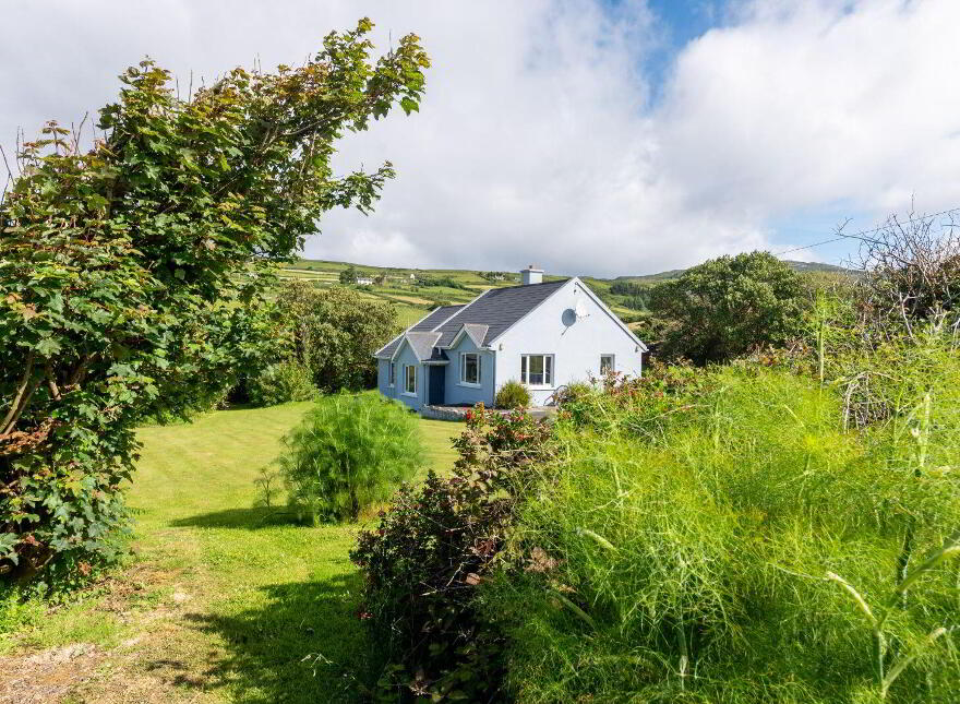 Ballynatra, Kilcrohane, P75VN24