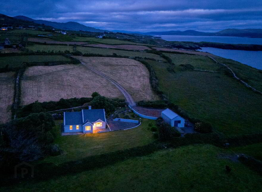 Ballynatra, Kilcrohane, P75VN24