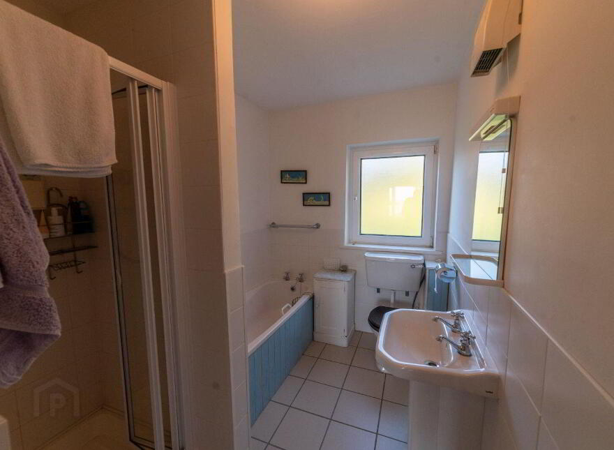 Ballynatra, Kilcrohane, P75VN24