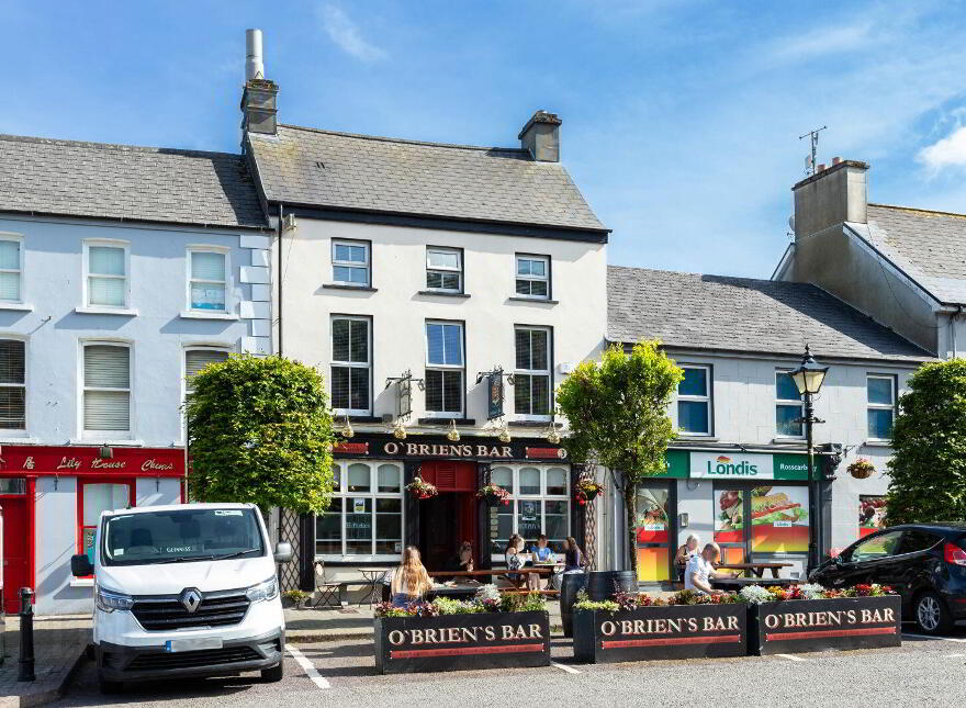 O'Brien's Bar, 3 South Square, Rosscarbery, P85AF89