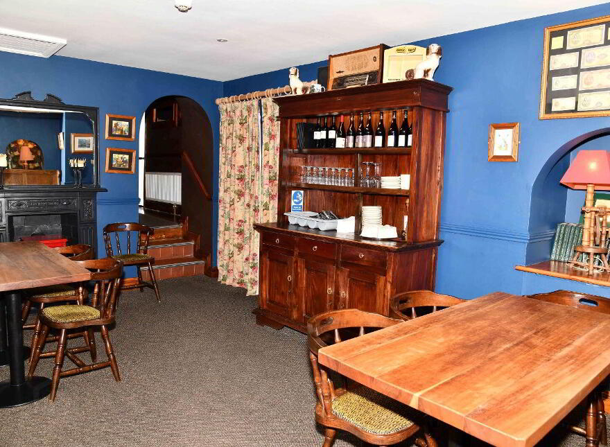 Finn's Bar Restaurant, Milltown, H54Y038