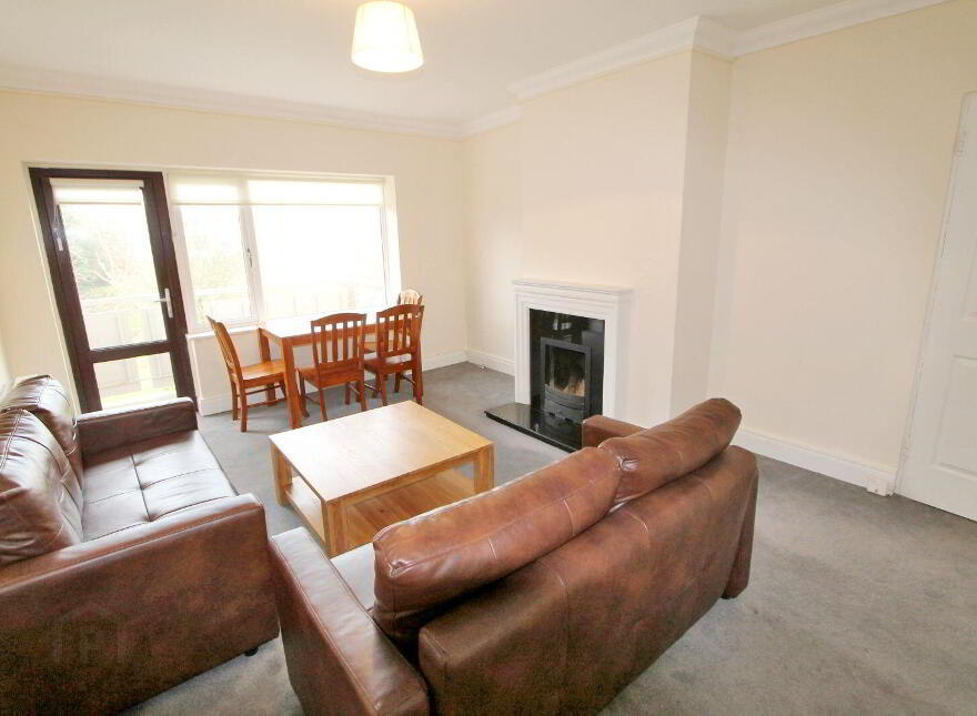 2 Scotia, De Vesci Court, Monkstown, A96A248