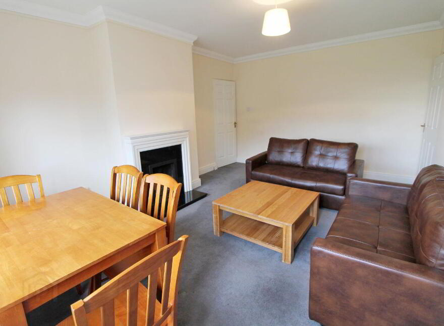 2 Scotia, De Vesci Court, Monkstown, A96A248