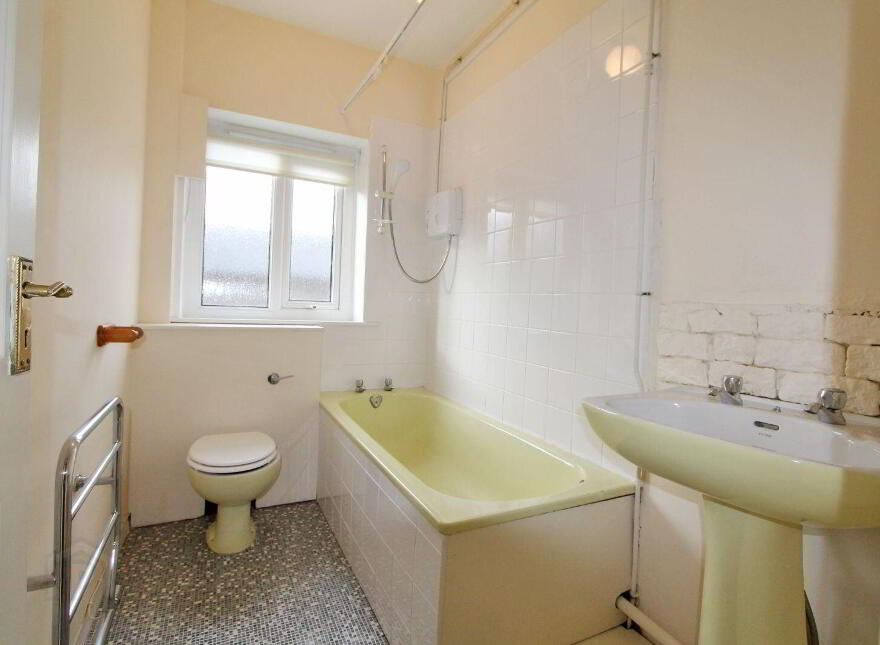 2 Scotia, De Vesci Court, Monkstown, A96A248