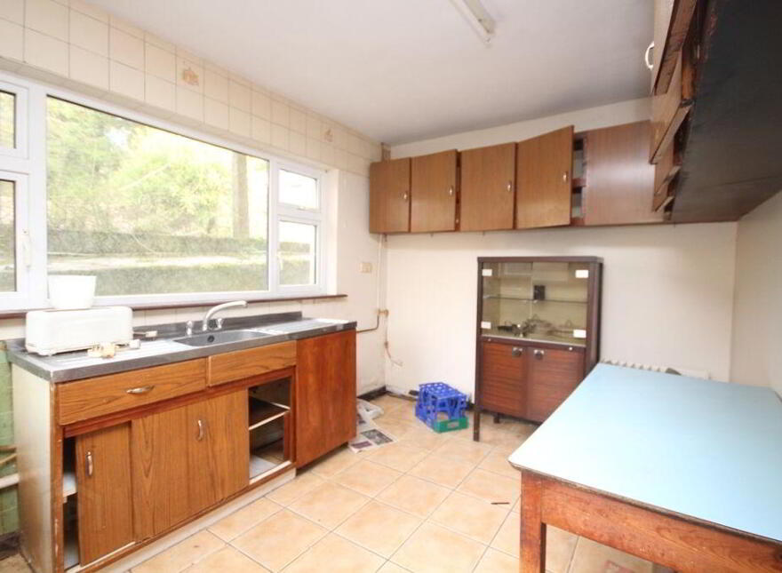 " Shamrock House", Corran, Leap, P81YK13