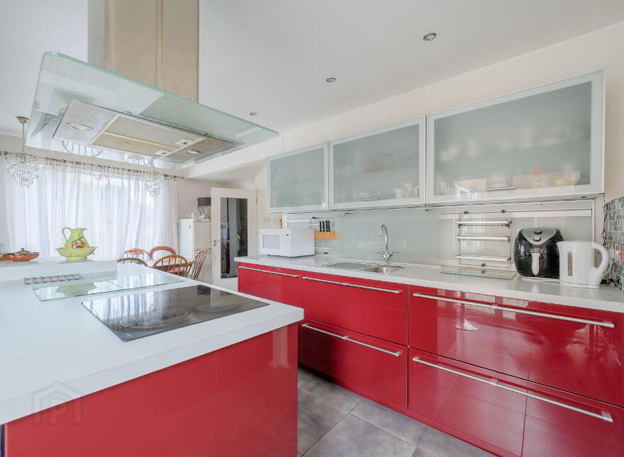 18 Fernmore Park, Bangor, BT19 6ED