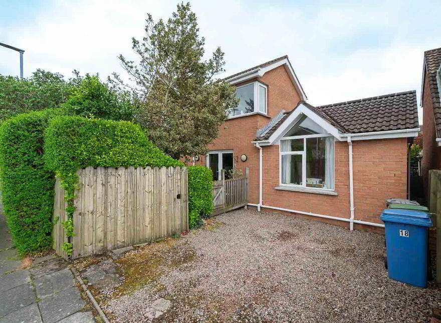 18 Fernmore Park, Bangor, BT19 6ED