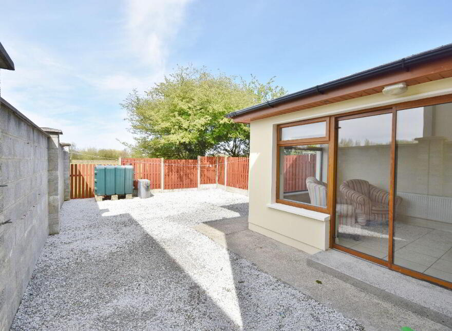 35 The Meadows, Listowel, V31R866