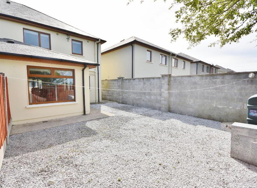 35 The Meadows, Listowel, V31R866