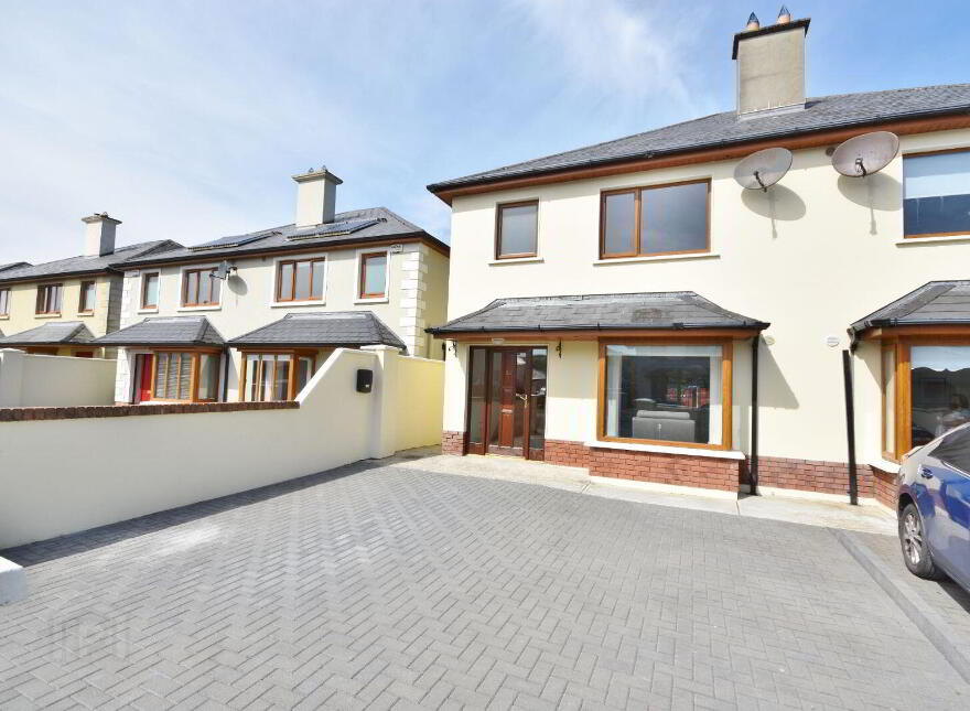 35 The Meadows, Listowel, V31R866