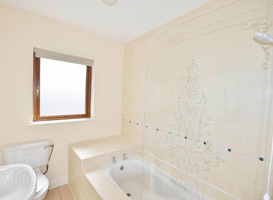 35 The Meadows, Listowel, V31R866
