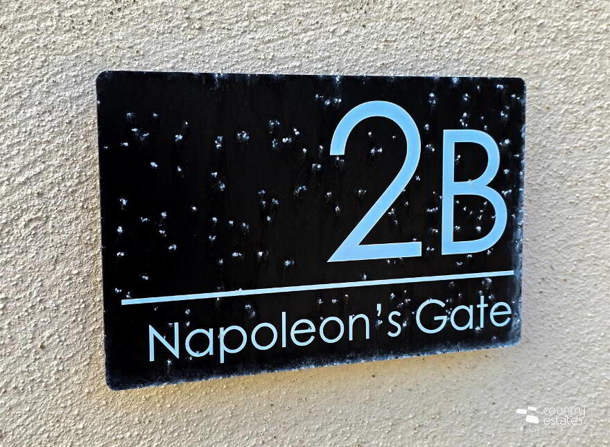 2b Napoleons Gate, Belfast, BT15 4FE