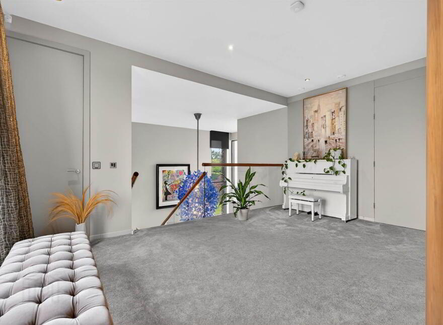 Craigmore, 30 Ballygrainey Road, Holywood, BT18 0HE