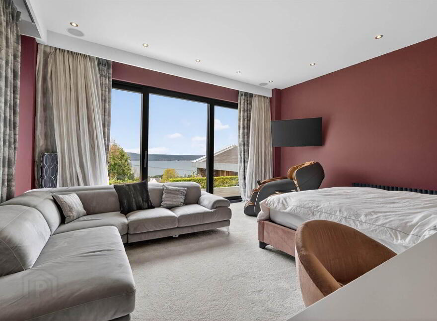 Craigmore, 30 Ballygrainey Road, Holywood, BT18 0HE