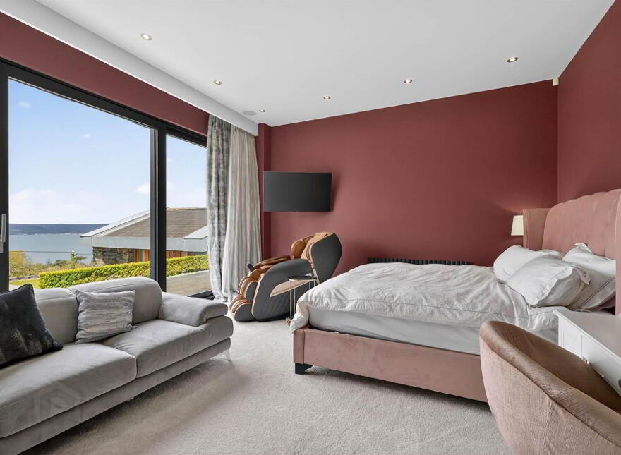 Craigmore, 30 Ballygrainey Road, Holywood, BT18 0HE