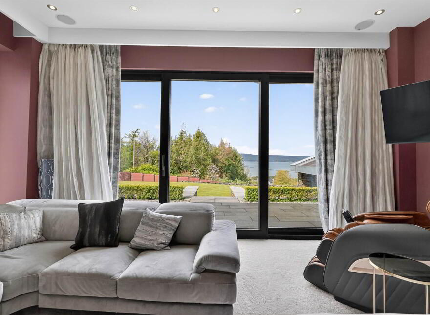 Craigmore, 30 Ballygrainey Road, Holywood, BT18 0HE