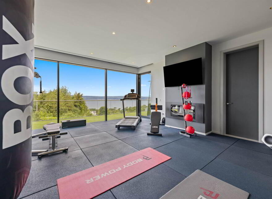 Craigmore, 30 Ballygrainey Road, Holywood, BT18 0HE