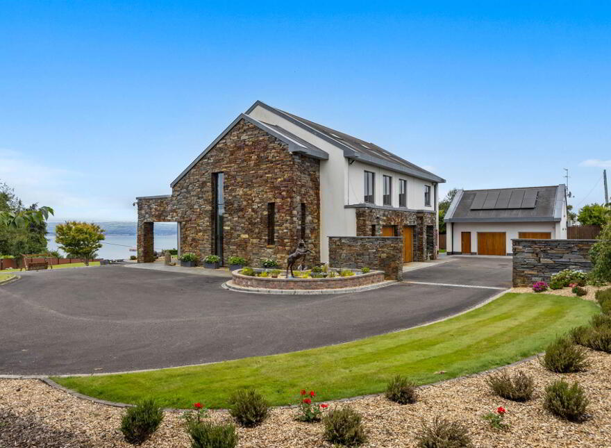 Craigmore, 30 Ballygrainey Road, Holywood, BT18 0HE