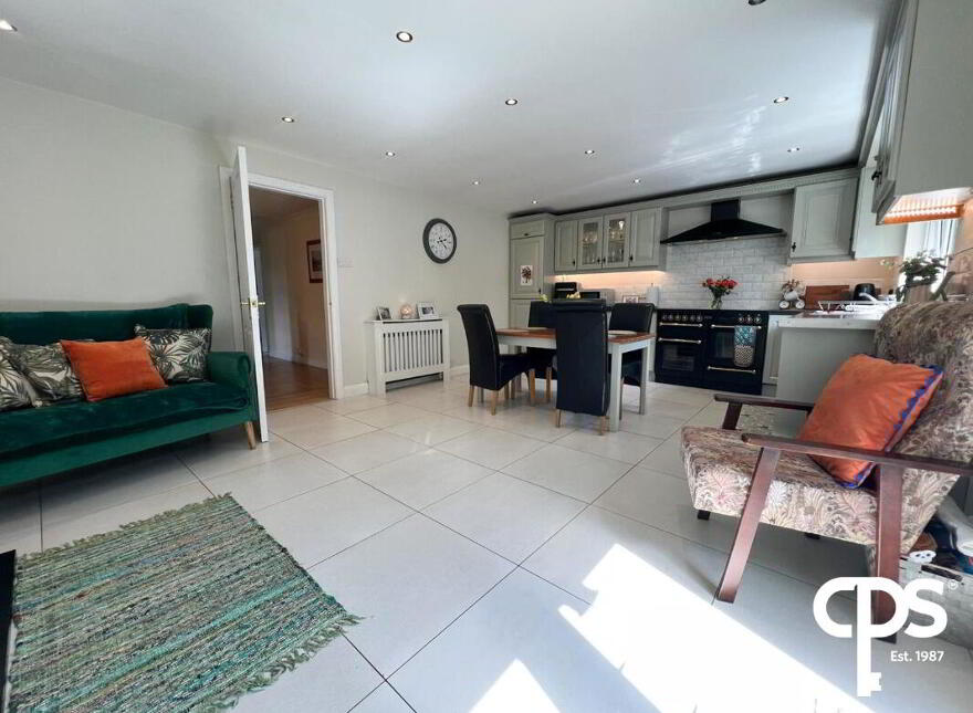 18 Dunhugh Park, Derry, BT47 2NL