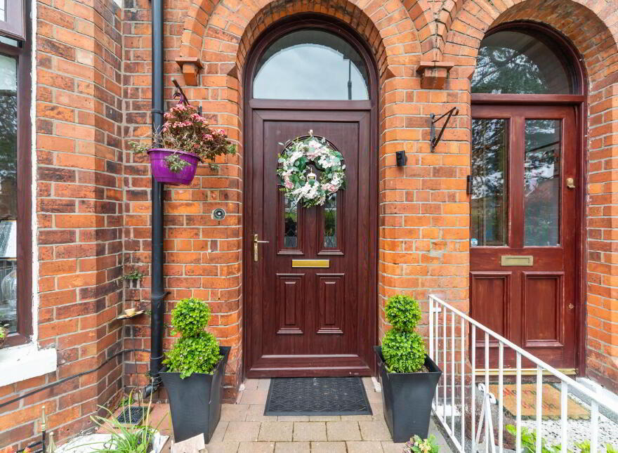 24 Chichester Avenue, Belfast, BT15 5EH
