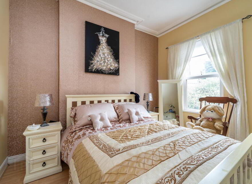 24 Chichester Avenue, Belfast, BT15 5EH