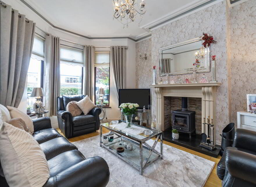 24 Chichester Avenue, Belfast, BT15 5EH