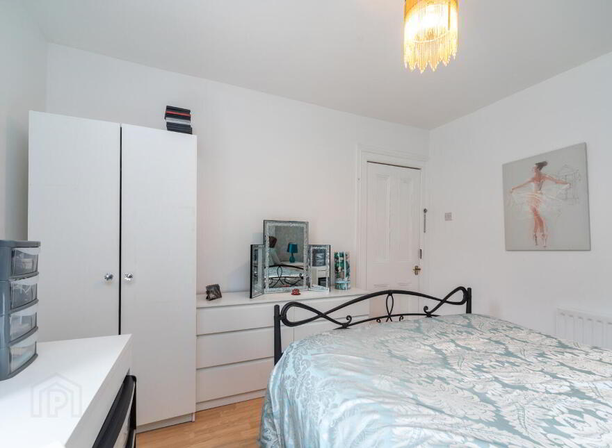 24 Chichester Avenue, Belfast, BT15 5EH