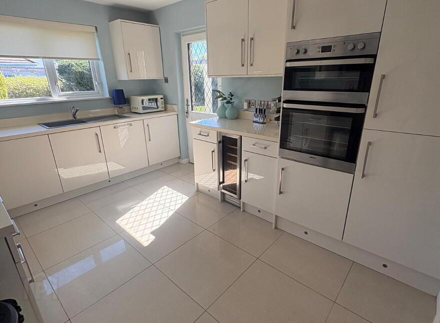 48 Urney Road, Strabane, BT82 9DB