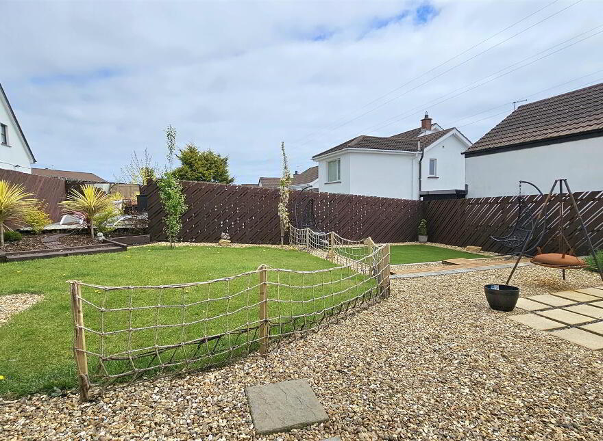 117 Broadlands, Carrickfergus, BT38 7BA
